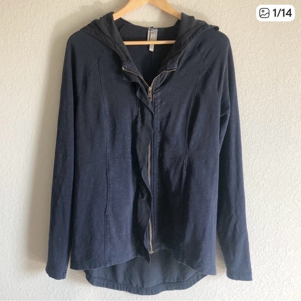 XCVI Navy Cotton Tencel Ruffle Zip
Hoodie Jacket Lightweight small